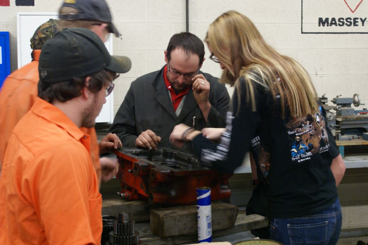 Agricultural Mechanics with Mr. Albright