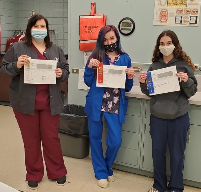 From left, Taylor Namyslosky, Maddie Kosky and Gabrielle Persichitti